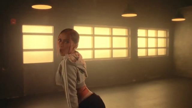 Anitta - Envolver (перевод) смотреть онлайн