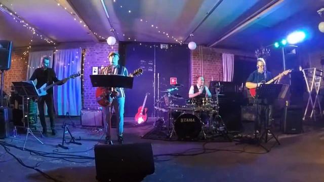 The Soft Rabbits - Losing My Religion (R.E.M. Cover) смотреть онлайн