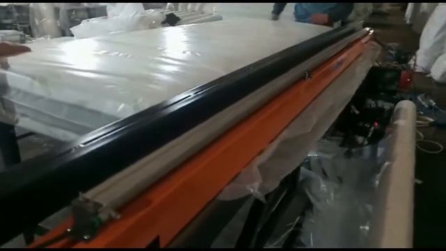 Запайщик с дополнительным прессованием края матраса смотреть онлайн