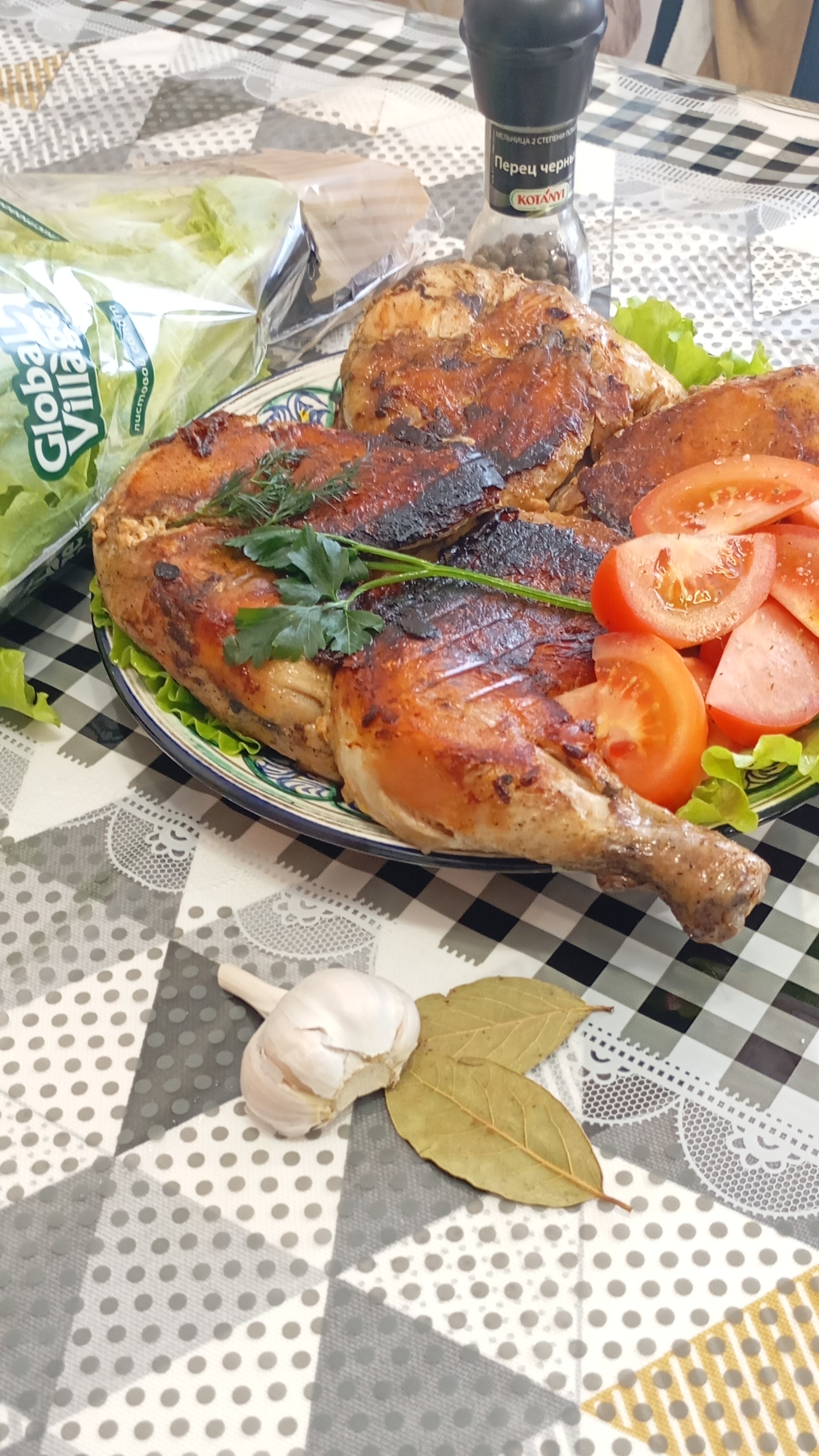 Цыпленок Табака: Кулинарное Искусство на Вашей Кухне!" смотреть онлайн