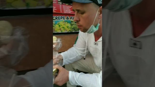 Новый фрукт из Таиланда. Пробуем дуриан(1) смотреть онлайн