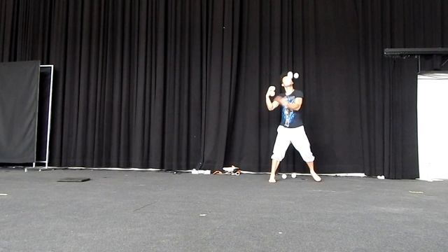 Artem Halai-"Adventures of the cap" смотреть онлайн