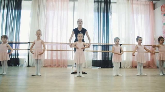 урок в школе Азбука Балета