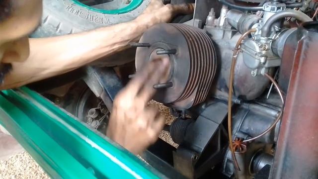 Bajaj 2-Stroke Engine Removed 1 смотреть онлайн