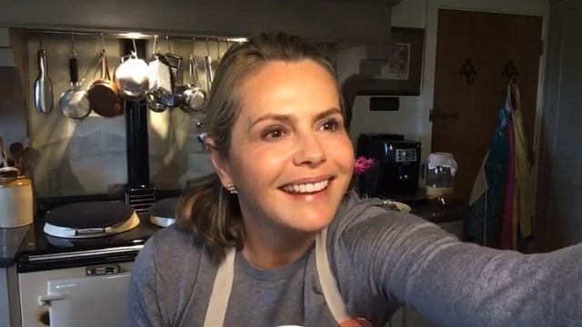 Hasselback recipe and how to make a sourdough starter with Pauline Beaumont смотреть онлайн