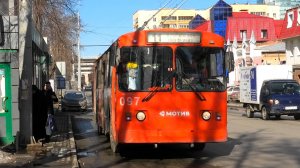 Троллейбус Екатеринбурга ЗиУ-682Г-012 [Г0А] борт. №097 маршрут №11 на ост. «Федерация профсоюзов»