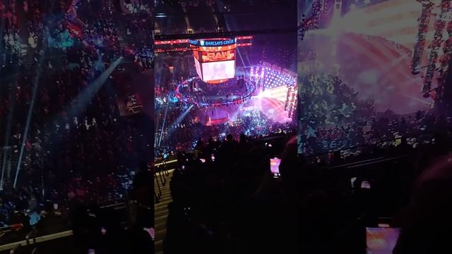 wwe raw me singing lol смотреть онлайн