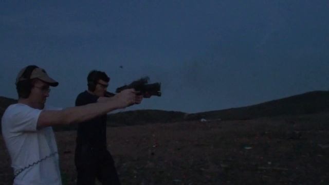 Beretta M9A1, Sig 226 Navy and Kimber Custom II rapid fire. смотреть онлайн