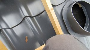 Монтаж вентиляционного выхода на крыше