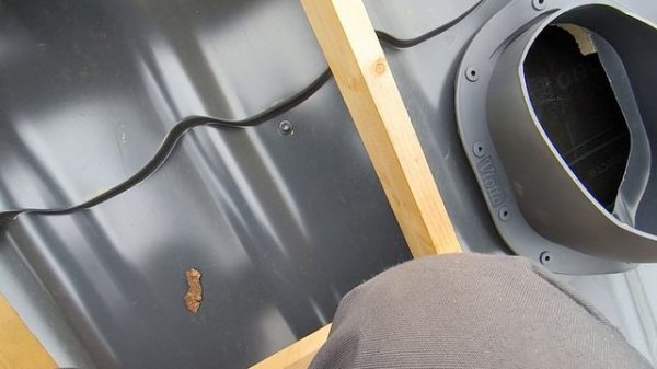 Монтаж вентиляционного выхода на крыше