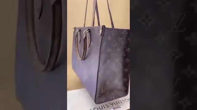 СУМКА LOUIS VUITTON  ONTHEGO MM