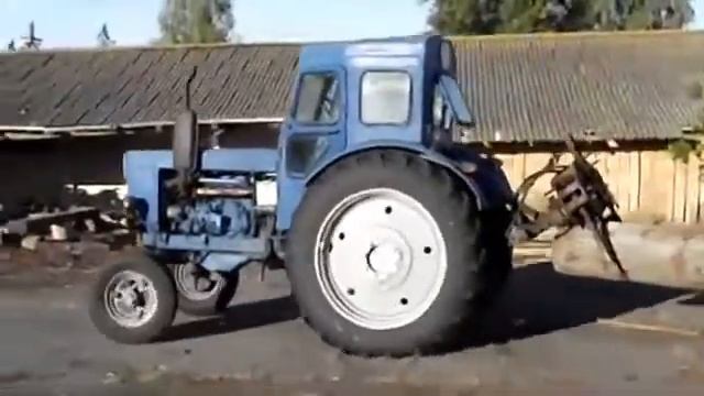 сильный помошник захват для трелевки леса  трактор ХТЗ Т40