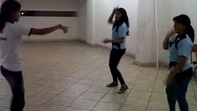 la chenny la kitty y la jenny смотреть онлайн
