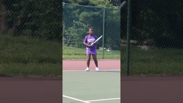 MiniSerena (Selena Spencer) working on forehands смотреть онлайн