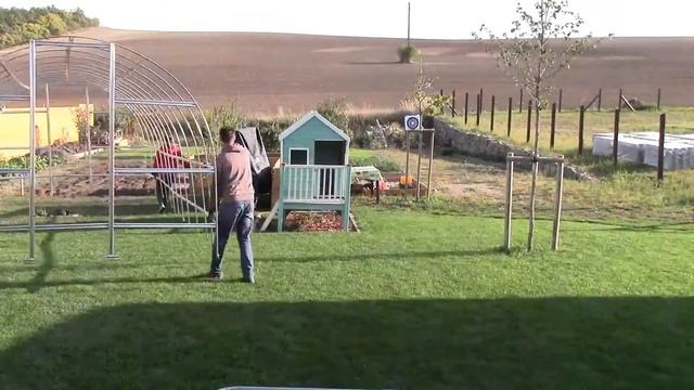Building A Greenhouse (time-lapse)