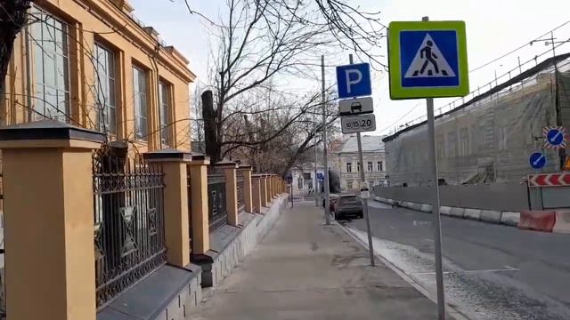 "Дорога в Лавру" по Хохловке. Палаты Мазепы. Храм Троицы Живоначальной в Хохлах. День второй ч.3. смотреть онлайн