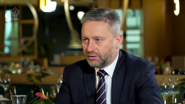 Pierwszy WYWIAD Z SELEKCJONEREM po awansie na EURO 2020 смотреть онлайн