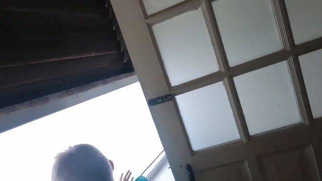 МАКС НАУЧИЛСЯ ПЛАВАТЬ! ПОЕХАЛИ В ПРИЮТ! ГОРОД КРАБИ смотреть онлайн