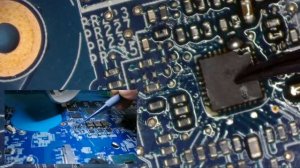 Почему не включается ноутбук MSI? Ремонт игрового ноутбука Msi katana gf76