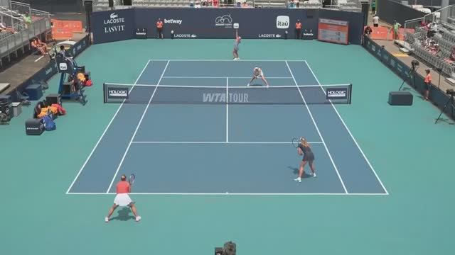 26.03.25. Мирра Андреева/Диана Шнайдер - Екатерина Александрова/Питон Стирнс. WTA 1000 Miami