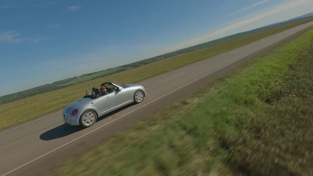 Daihatsu Copen покатушки на кабриолете съёмка с fpv дрона в Красноярске смотреть онлайн