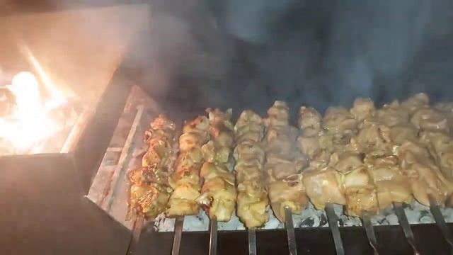 сочные шашлыки смотреть онлайн