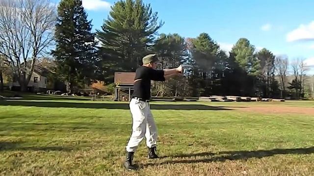 Shooting Taurus PT92 with Tris смотреть онлайн