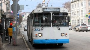 Троллейбус Екатеринбурга ЗиУ-682Г-016 (012) борт. №383 маршрут 37 на ост. "Гостиница Центральная"