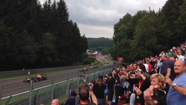 F1 Spa Francorchamps 2013 first lap смотреть онлайн