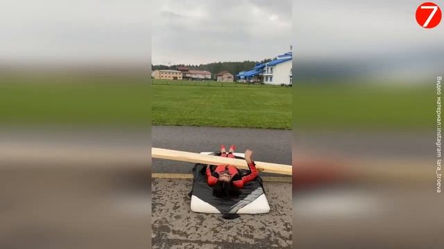 Что-то пошло не по плану экстремалка ели выжила. смотреть онлайн