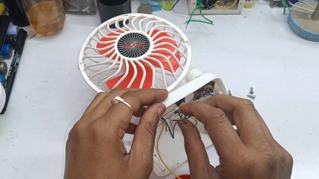 मिनी फैन | Rechargeable Fan | Rechargeable Fan Repair in Charging Socket | Fan ko kaise Banaye смотреть онлайн