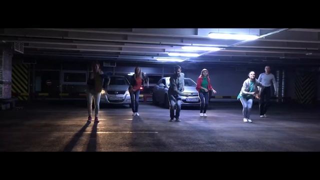 Румба на парковке 4