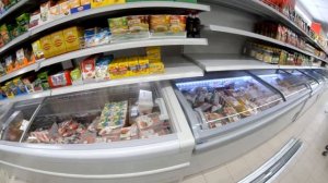 Открытие большого магазина.