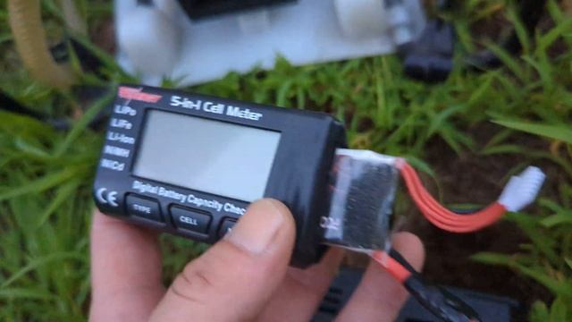 batterie morte sur mon sprayer....lol no problemo! смотреть онлайн