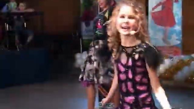 Елизавета Балух "Еду в Акапулько" смотреть онлайн