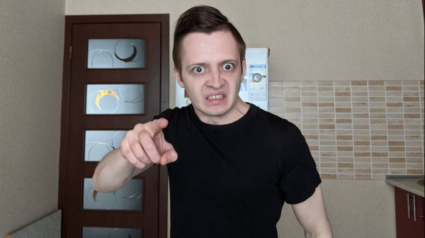 СОЦИОФОБ ЖЕСТКО ОТВЕТИЛ ZHIVOV BIOHACKING (ZHIVOV FITNESS). Я НЕ СОЦИОФОБ И ИНЦЕЛ. МЕНЯ РАЗОБЛАЧИЛИ