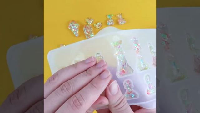 Unmoulding - Four Types of Moulds for Uv Resin and Epoxy Resin смотреть онлайн