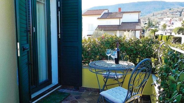 One-Bedroom Apartment Koper with an Outdoor Swimming Pool 05 - Koper - Slovenia смотреть онлайн