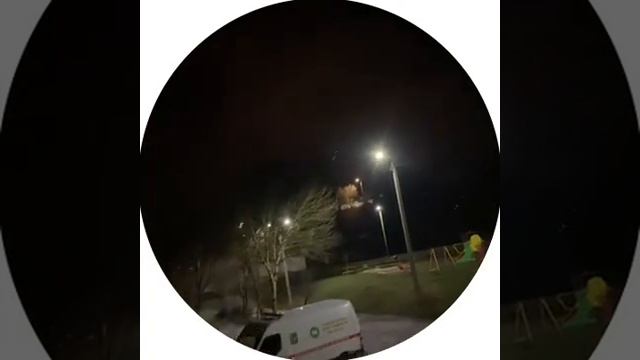 В Харькове этой ночью уничтожили гаражную мастерскую по производству дронов смотреть онлайн