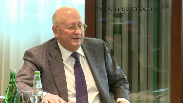 Гинцбург о том, как на самом деле работает вакцина Спутник V. 9 апреля 2021 г. смотреть онлайн