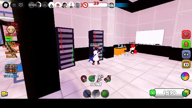 Играю в игру СПРЯТАЦА И СКРЫТЬСЯ В РОБЛОКС ( 1 часть ) смотреть онлайн