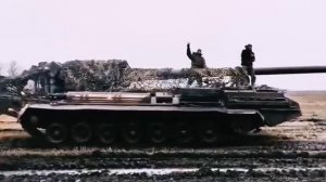 Вы, держитесь ребята! только живыми и целыми вернитесь домой