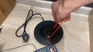 Проверка платформы электрочайника Econ ECO-1825KE мультиметром мегеон 12300