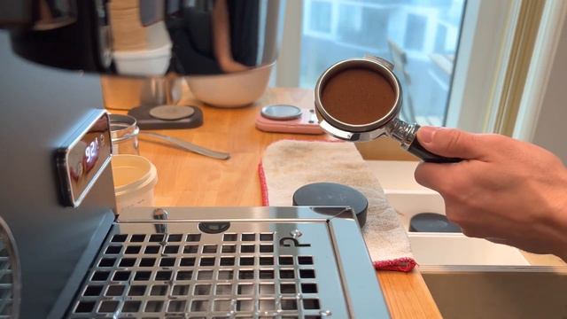 Profitec Go With Bottomless And Puck Screen - Espresso Brewing