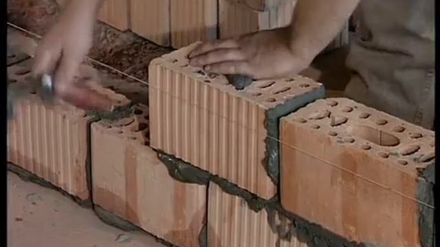 Возведение стен.avi смотреть онлайн