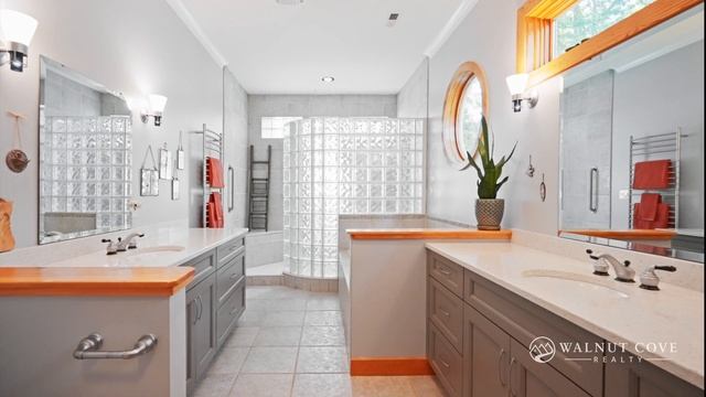 672 Garren Creek Road Fairview, NC 28730 смотреть онлайн