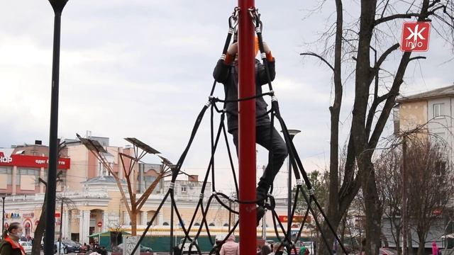 Який вигляд має сквер на Лятошинського в Житомирі через 2 роки після відкриття - Житомир.info смотреть онлайн