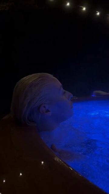 Глэмпинг «Капитал» смотреть онлайн