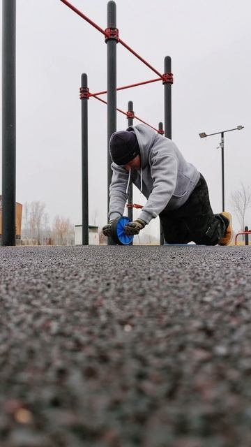 Тренировка с роликом #shorts #workout #тренировка смотреть онлайн