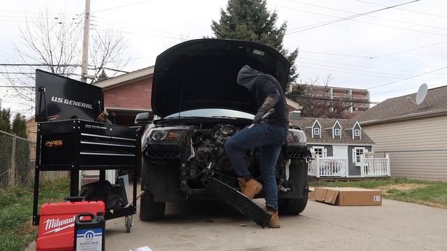 Rebuilding a wrecked Dodge Durango R/T (part 2) смотреть онлайн